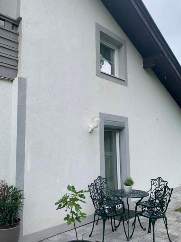 Ferienwohnung Bullaku Piding Exteriör bild